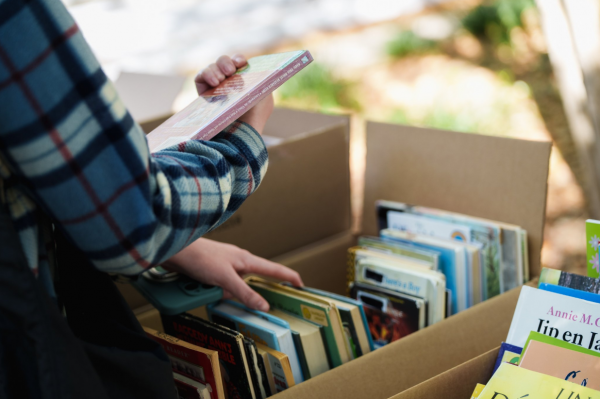 Friends of the Library Sidewalk Book Sale